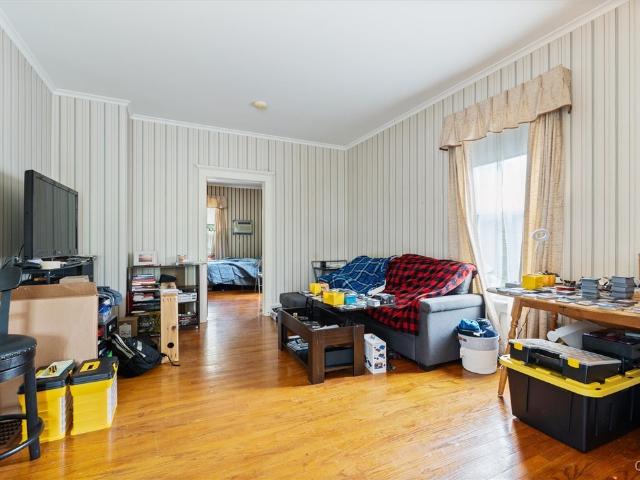 3 Seneca Avenue