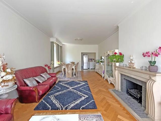 3 slaapkamer appartement met terras en staanplaats te Wilrijk!