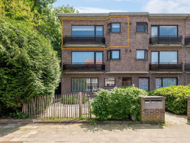 3 slaapkamer appartement met terras in Brasschaat