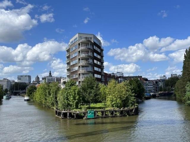 3 slaapkamer appartement van 158m2 vlakbij het centrum