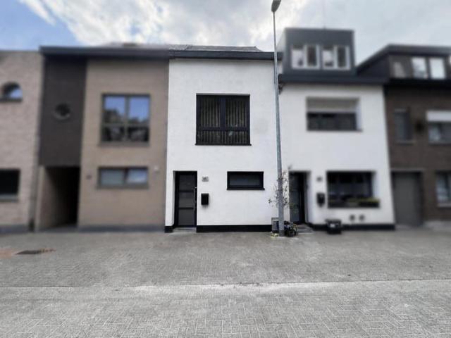 3 slaapkamer woning kort nabij centrum Bornem