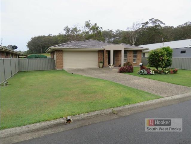 3 Tallowwood Place, South West Rocks, NSW 2431