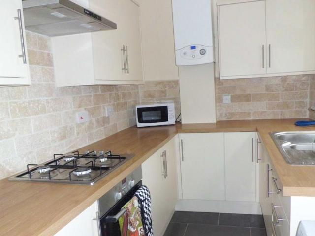 3 Teignmouth Road, B29 7BA 4 bed house to rent £2,045 pcm £472 pw