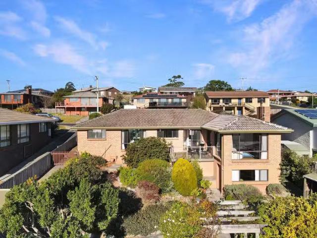 3 Telemon Street, ST HELENS, TAS 7216 House for Rent