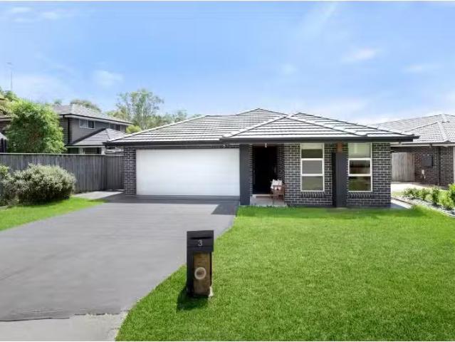 3 Tess Circuit, ORAN PARK House for rent Listed by Leyanah Ya.
