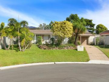 3 tivoli court carrara qld house for rent lj hooker