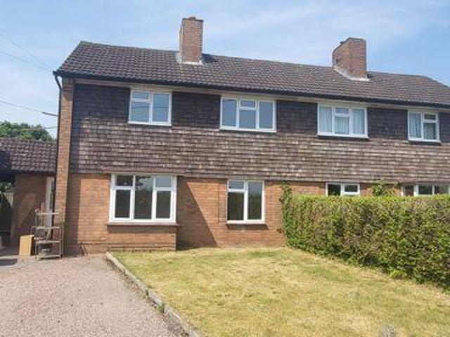 3 Tong Hill, Shifnal. TF11 8PR 3 bed character property to rent £1,150 pcm £265 pw