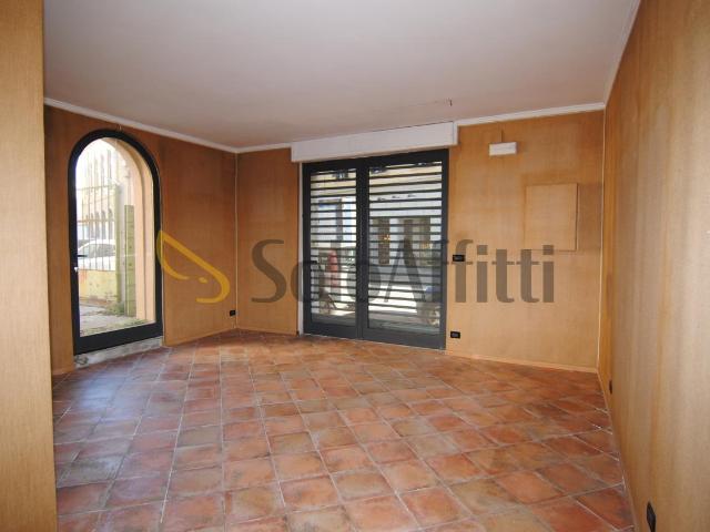 3 vetrine 731 bilocale 50mq