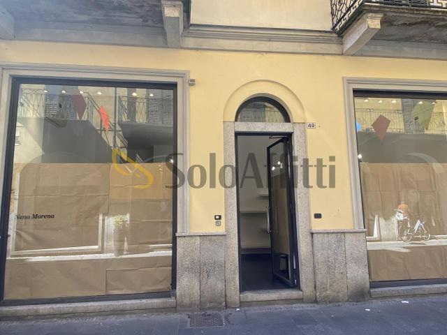 3 vetrine Corso Italia monolocale 70mq