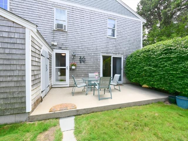 3 Village Green Dr # 3B