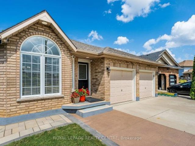3 Vineberg Drive, Hamilton, ON, L9B 2P6 house for sale | Listing ID X13703 | Royal LePage