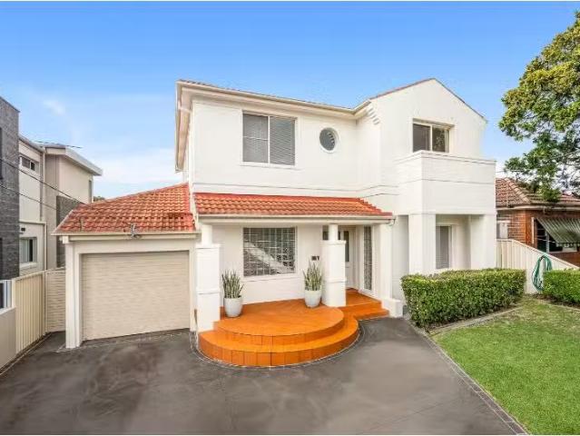 3 Wyee Street, Kogarah Bay House for rent Listed by Stuart Ta.
