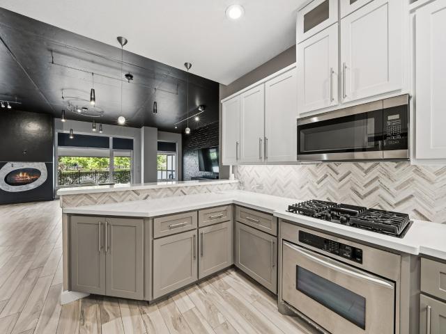3 Waterway Court 1B