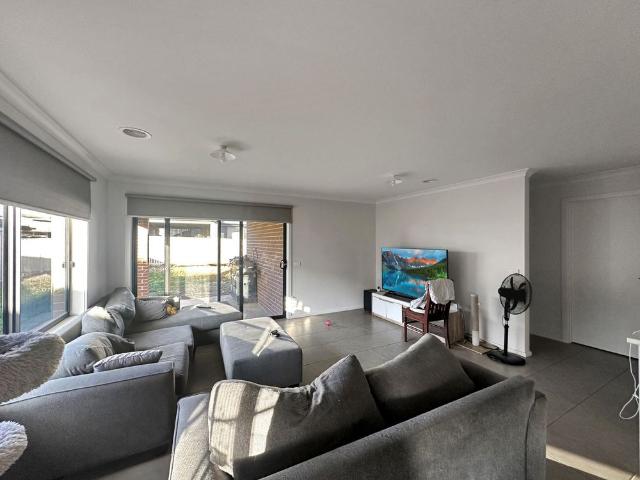 3 Wedge Tail Drive, Winter Valley
