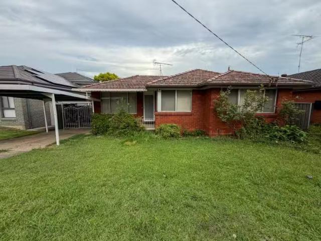 3 Westmont Drive, SOUTH PENRITH House for rent Listed by Team.