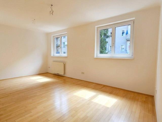 3 WG taugliche 3 Zimmerwohnung mit extra Küche für Studierende UNIVIERTEL