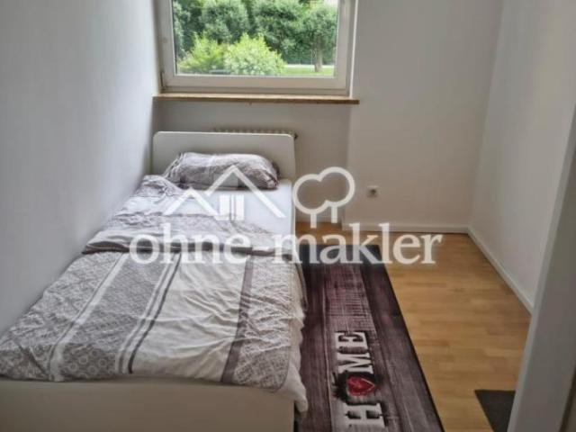 3 WG Zimmer in 3 4er WG Zimmer 1 900 € / Zimmer 2 800 € / Zimmer 3 700 €