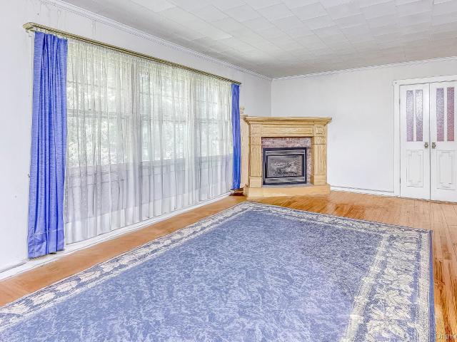 3 Woodland Place