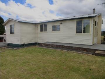 3 Wooran Street, Cooma
