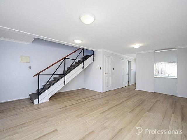 3 X 1 TOWNHOUSE