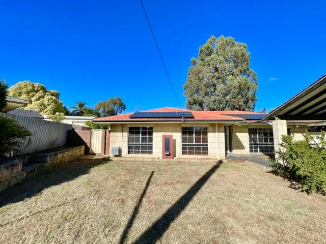 3 x 1 Family Entertainer Pool, Large Property, Prime Location!