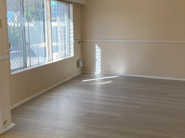3 x 1 House with 1 x 1 Granny Flat! REDUCED!