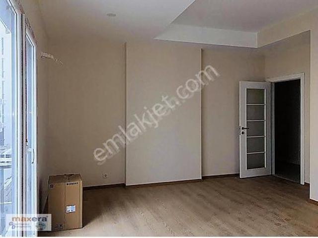 3 Yıllık Bakırköy Sakızağcın Da 1.kat 3+1 127m2 01/08 Teslim