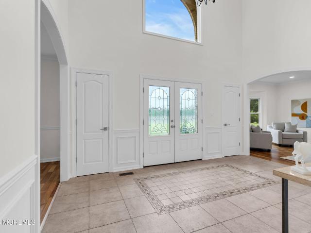 3 Yellow Meetinghouse Road