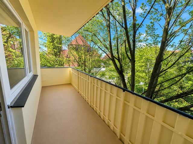 3 Zi mit Balkon in Bahnhöfsnähe Rathaus Spandau ! Provisonsfrei
