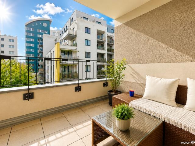 3 Zi. Neubau Wohnung mit 2 Bädern, Balkon, ruhige Innenhoflage, Bestlage Mitte