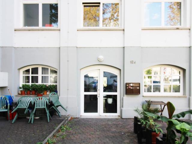 3 Zi. Altbauwohnung 110 m² mit Loftcharakter