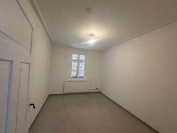 3 Zi Altbauwohnung in der Esslinger Innenstadt!
