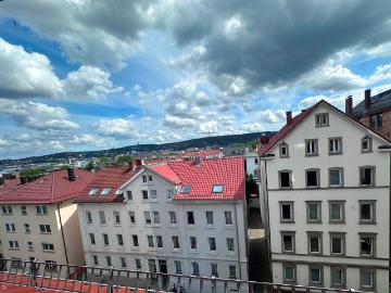 3 Zi. DG Wohnung mit Fernsicht in Top Lage von Stuttgart West Nähe Hölderlinplatz