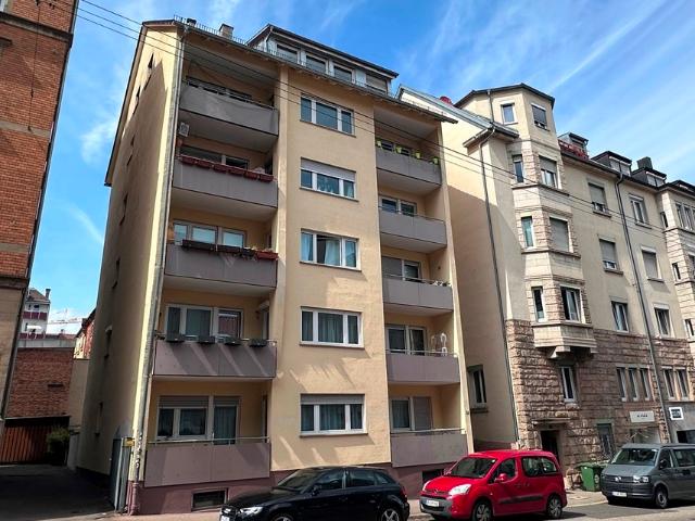 3 Zi. DG Wohnung mit Weitblick in Top Lage von Stuttgart West Nähe Hölderlinplatz