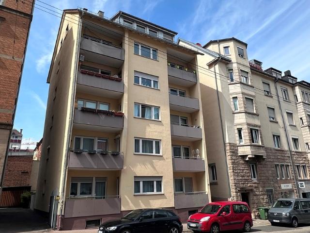 3 Zi. DG Wohnung mit Weitblick in Top Lage von Stuttgart West Nähe Hölderlinplatz