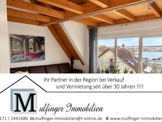 3 zi. dg 2. og wohnung mit 2 bädern, balkon und 2 stellplätzen