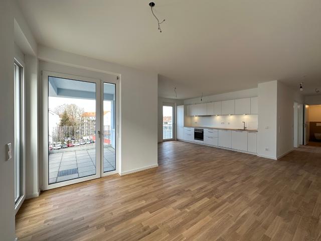 3 Zi. Whg 97,22 qm im 4. OG SÜD STADT MITTE ZUHAUSE MITTEN IN NEU ULM