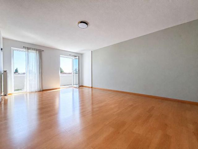 3 Zi. Whg. | attraktive DG mit Balkon, Garage, Schlossblick  ab Nov. 2026