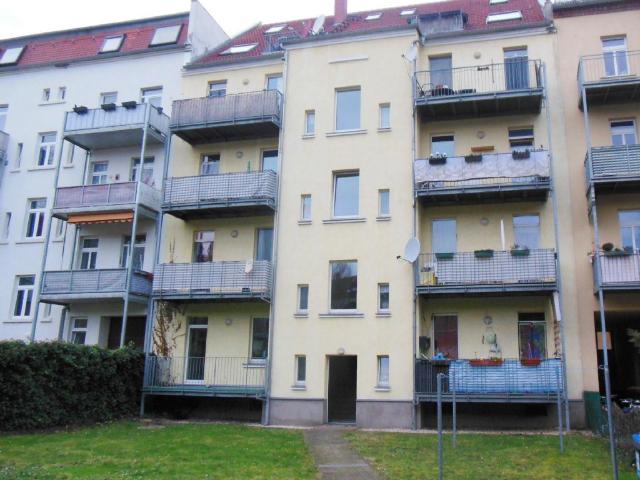 3 Zi. Whg. | Balkon | gute Zimmeraufteilung | großer Garten