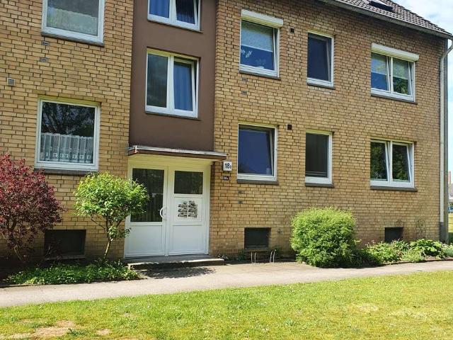 3 Zi. WHG inkl. Carport Stellplatz in Uetersen – Ruhig, grün und zentral Courtagefrei!