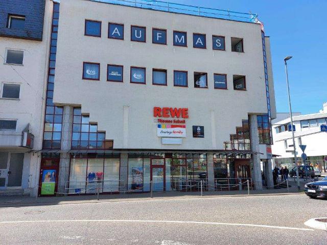 3 Zi Whg mit Balkon in zentraler Lage