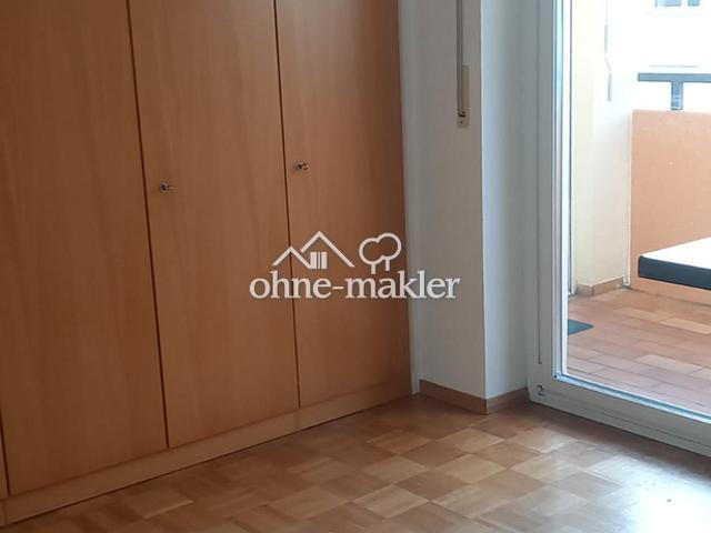 3 Zi Wohnung: Kurze Wege zu U Bahn, Einkaufen, Grundschule  80 qm, schön, ruhig, hell, 2 Balkone