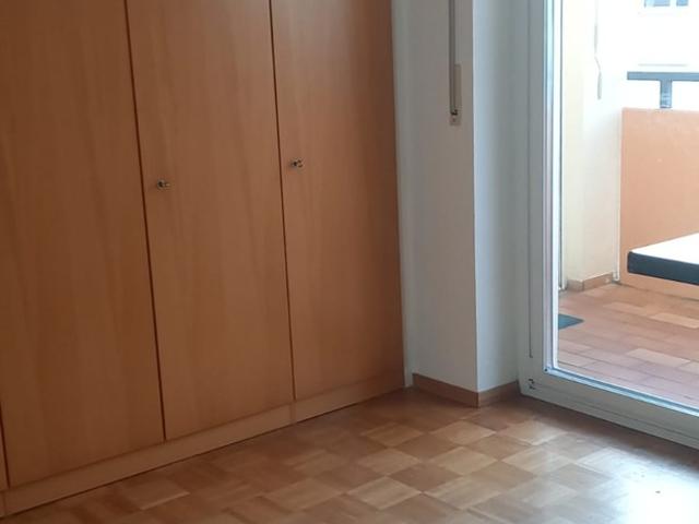 3 Zi Wohnung: Kurze Wege zu U Bahn, Einkaufen, Grundschule  80 qm, schön, ruhig, hell, 2 Balkone