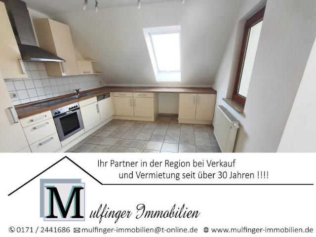 3 zi. wohnung im dg 1.og mit balkon und carport