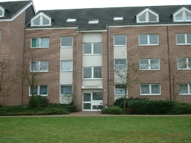 3 Zi. Wohnung im ruhigen Mehrfamilienhaus!