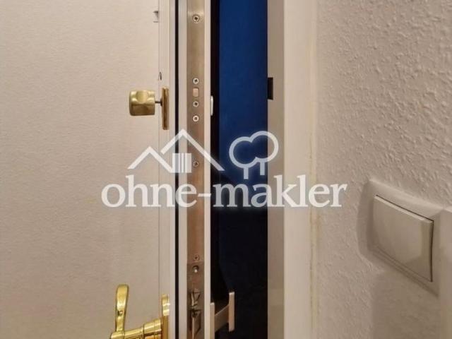 Helle 3 Zimmer Wohnung in zentraler Lage mit Balkon