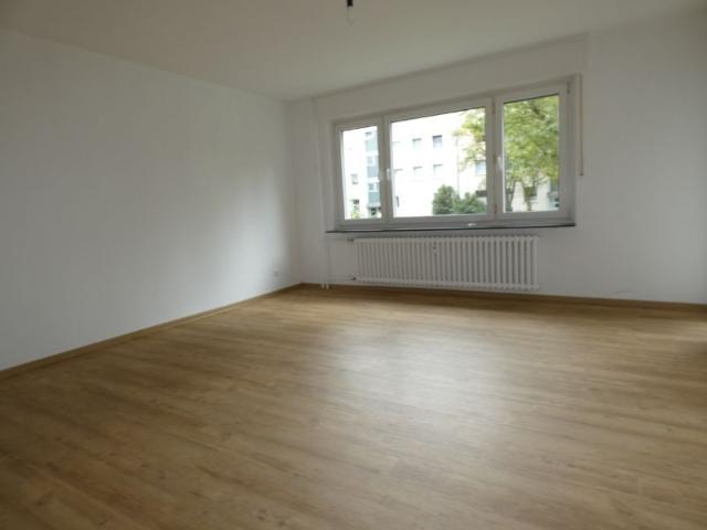 3 Zi. Wohnung mit Balkon in Rumeln Kaldenhausen