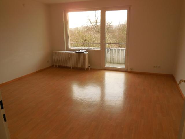 3 Zim. Wohnung, 02. OG, links, Siemensweg 22