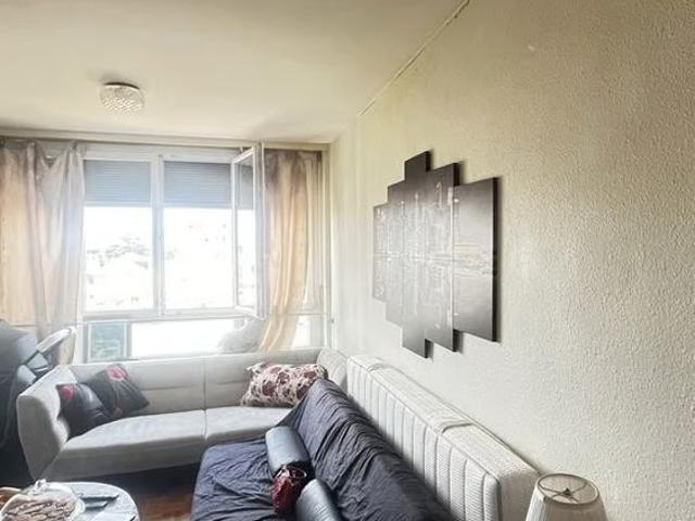 3 Zimmer, 42 m², 4. Stock