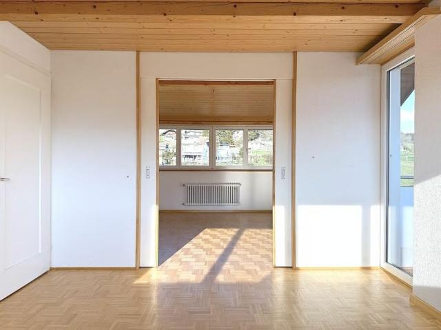 3 Zimmer, 57 m², 2. Stock